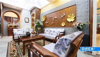 淺析天地和與透明家裝 模式解析與優(yōu)劣勢對比